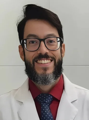 Foto do Coordenador Dr. Felipe Oliveira Costa